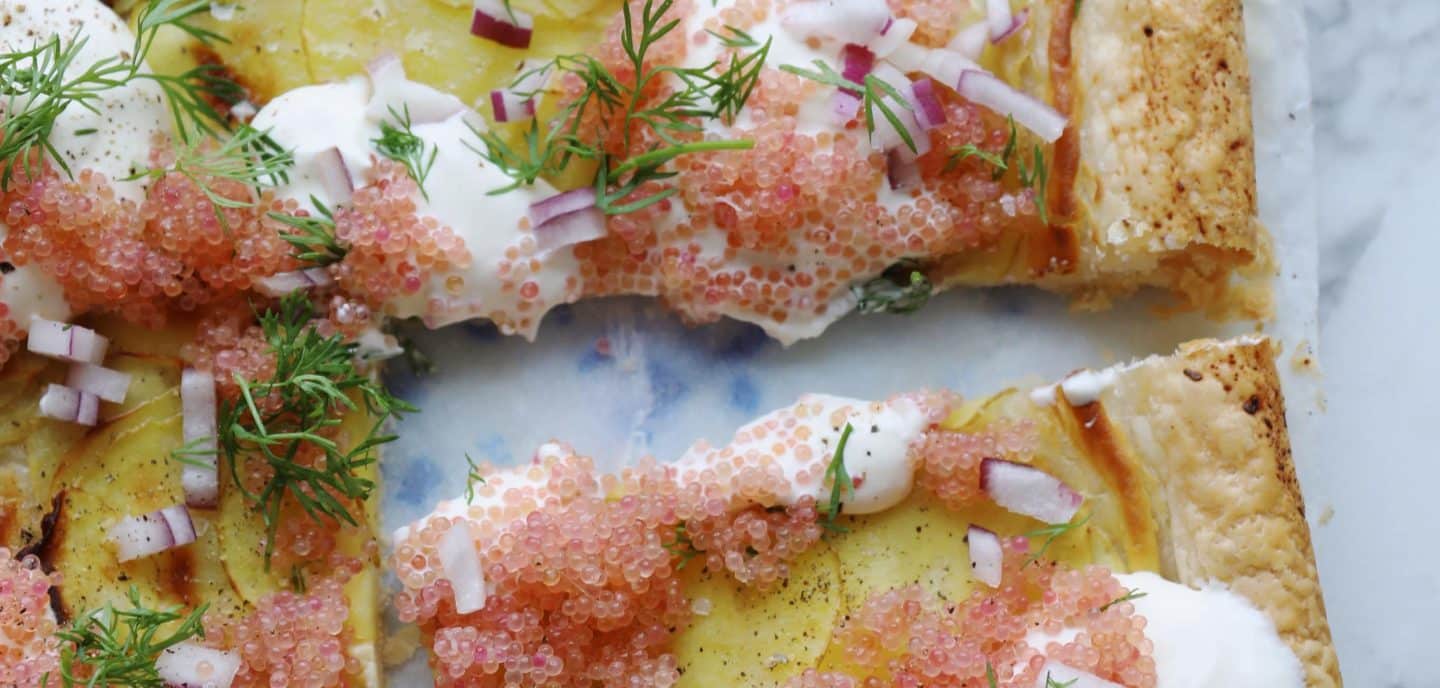 Butterdejstærte med stenbiderrogn