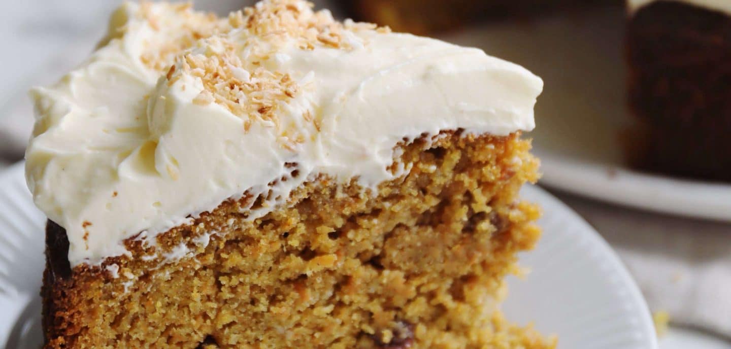 Gulerodskage med marcipan