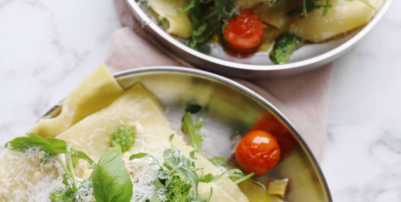 Åben lasagne med pesto