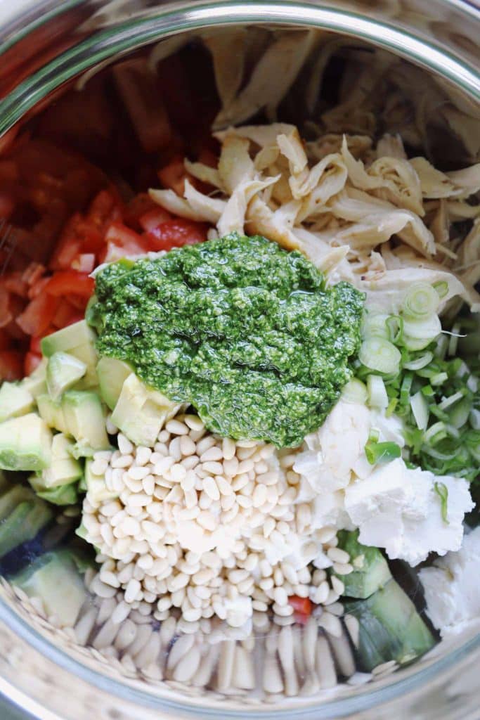 Orzo pastasalat