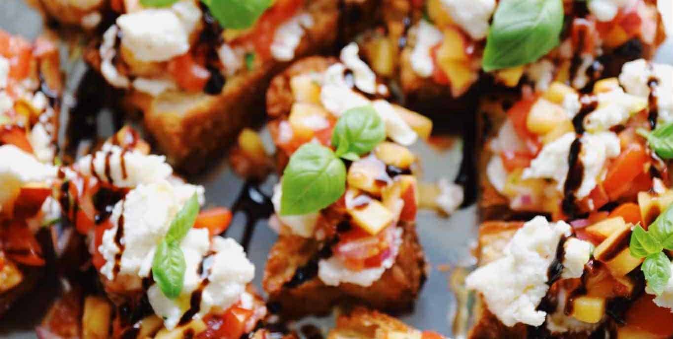 Bruschetta med fersken