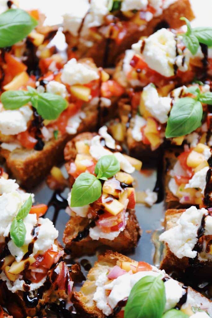 Bruschetta med fersken