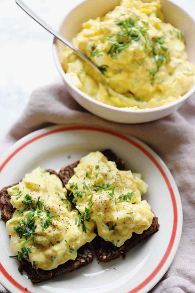 Æggesalat med hytteost
