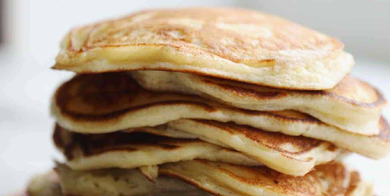 Tykke pandekager med hytteost