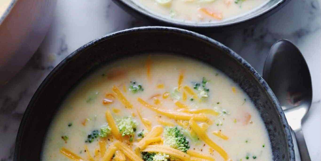 Broccoli cheddar suppe
