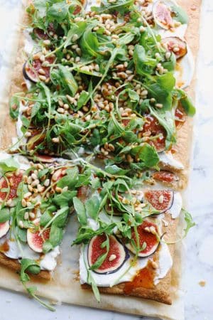 Butterdejstærte med ricotta og figner