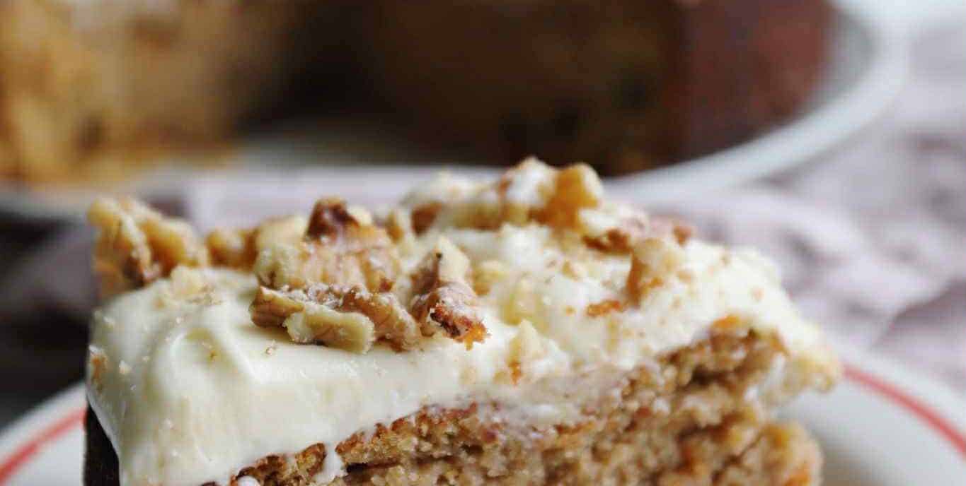 Glutenfri gulerodskage