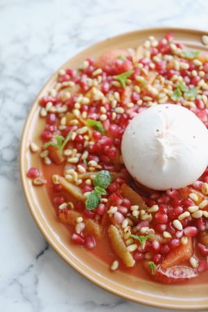 Blodappelsinsalat med burrata