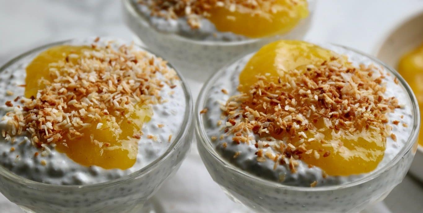 Chiagrød med kokos og mango