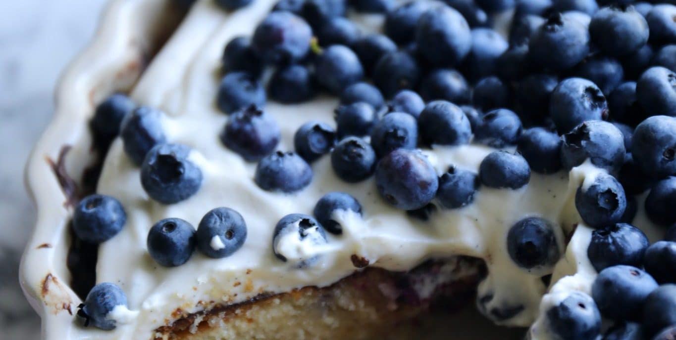 Blåbærmazarin med creme