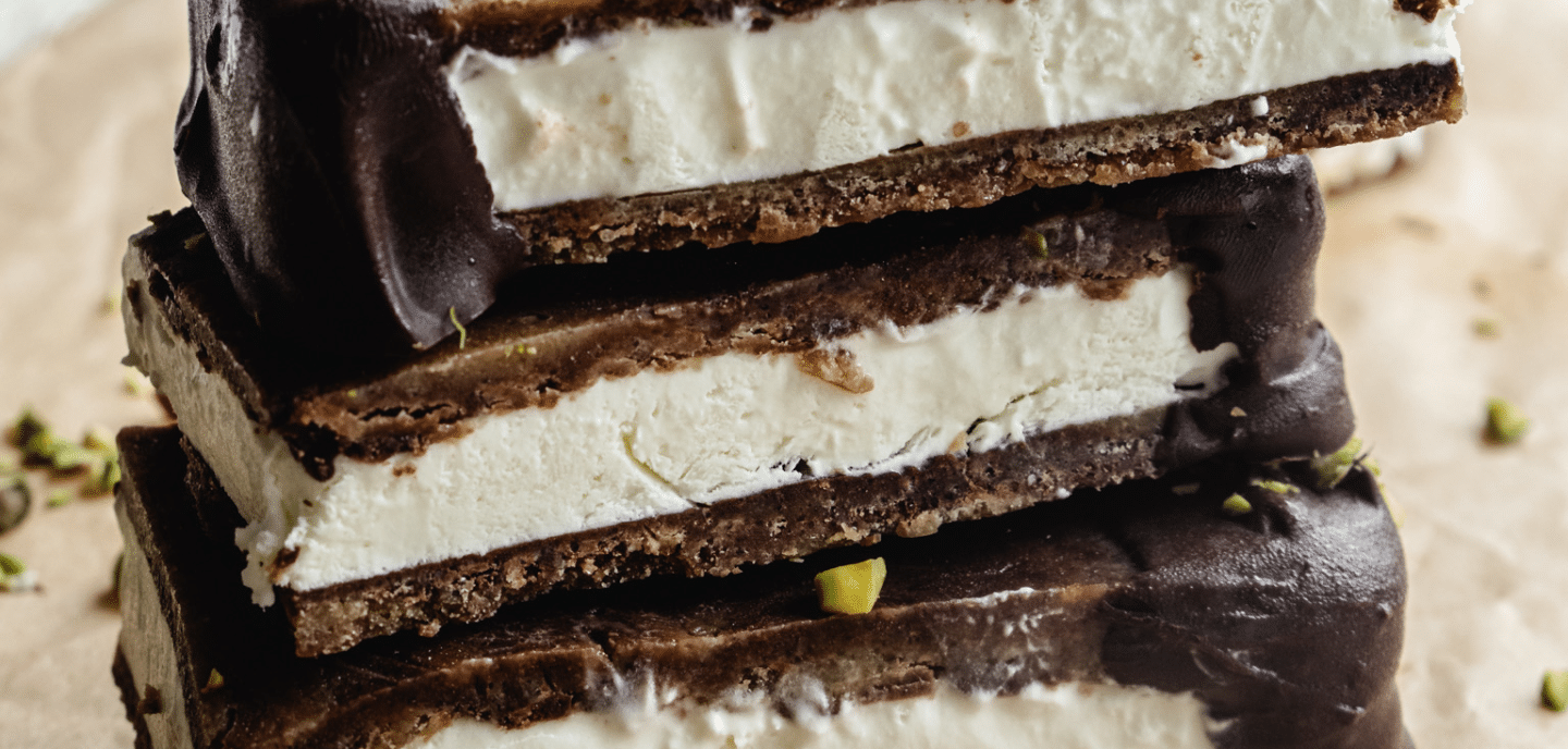 Cookie dough is-sandwich