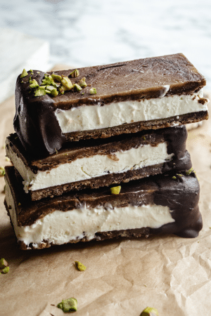 Cookie dough is-sandwich