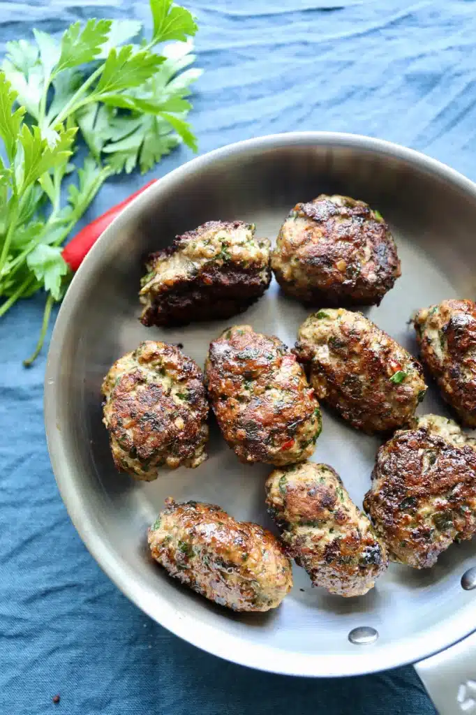 Frikadeller med persille og chili