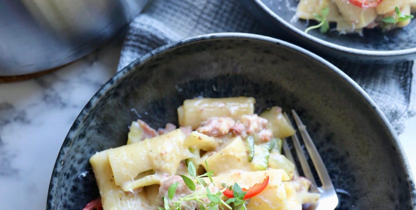 Pasta med salsiccia og squash